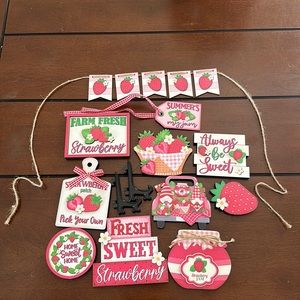 Strawberry Wooden Sign Decor & Tablecloth